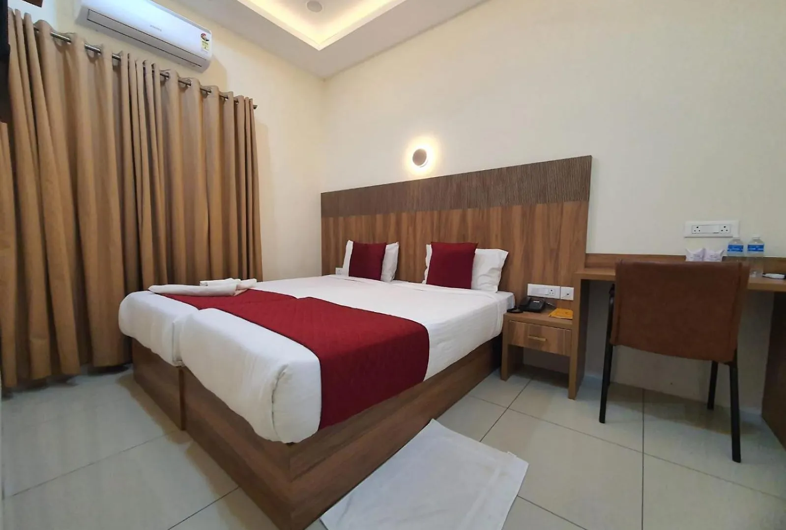 Hotel Deepakam Inn Палаккад 3*,  Индия