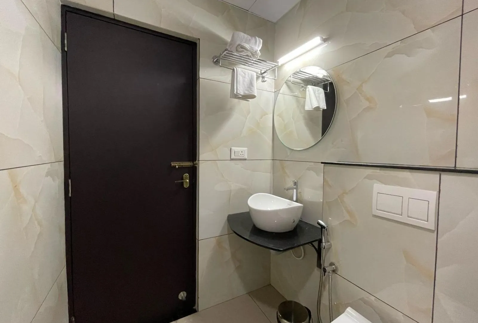 Hotel Deepakam Inn Палаккад 3*,