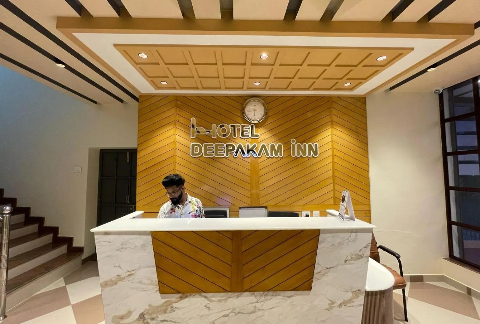 Hotel Deepakam Inn Палаккад 3*,