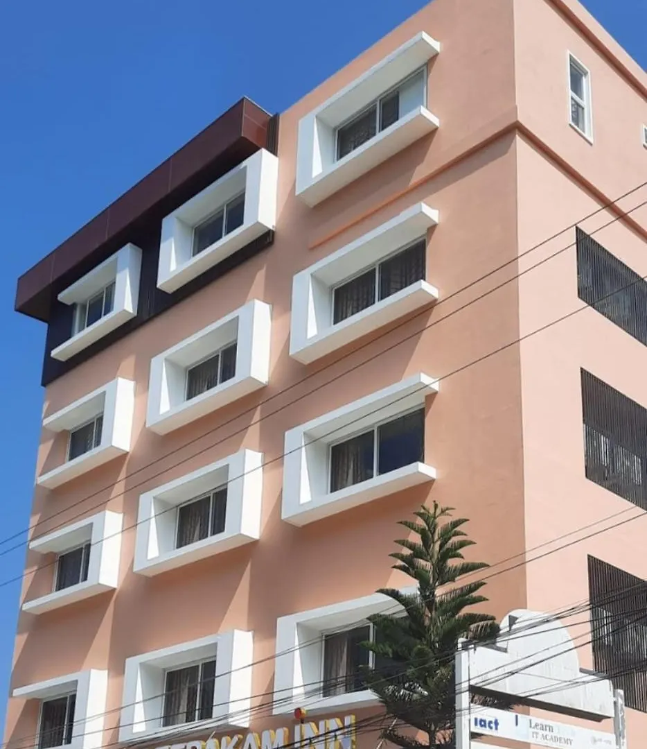 Hotel Deepakam Inn Палаккад