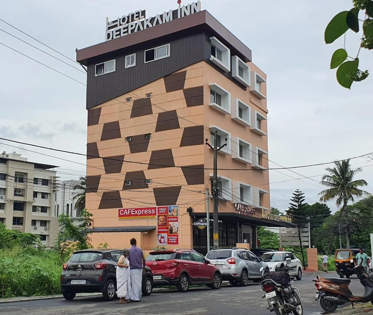 Hotel Deepakam Inn パルガート