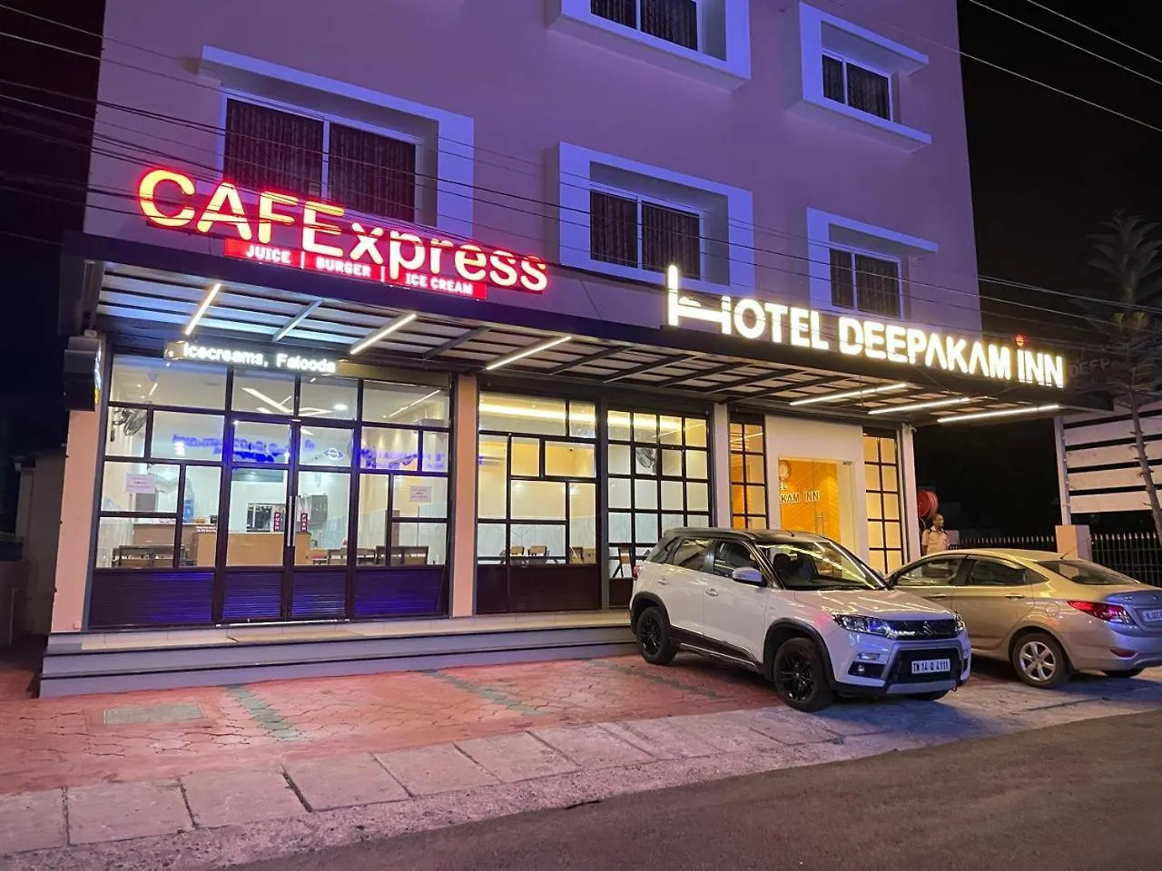 Hotel Deepakam Inn パルガート